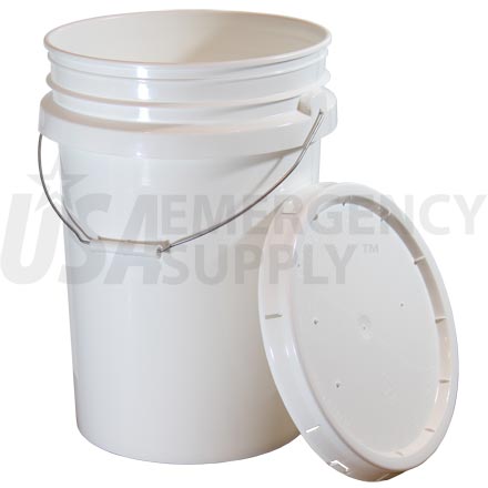 Food Storage Buckets - 6 Gallon Titan Plastic Bucket with Rubber Gasket and Lid